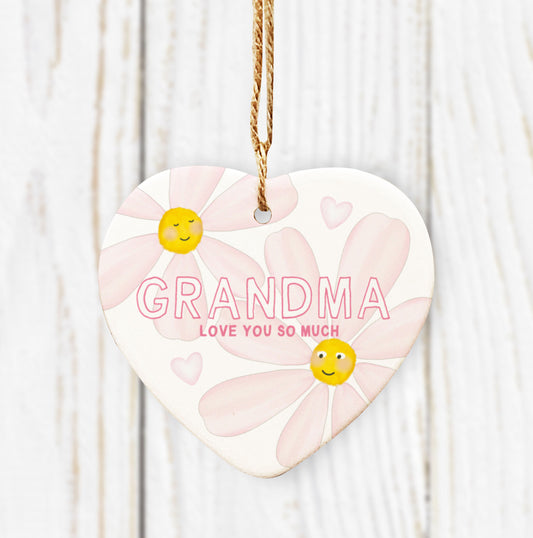 Cute Daisy Ceramic Heart. Personalised Mother's Day Gift. Personalised Birthday Gift.